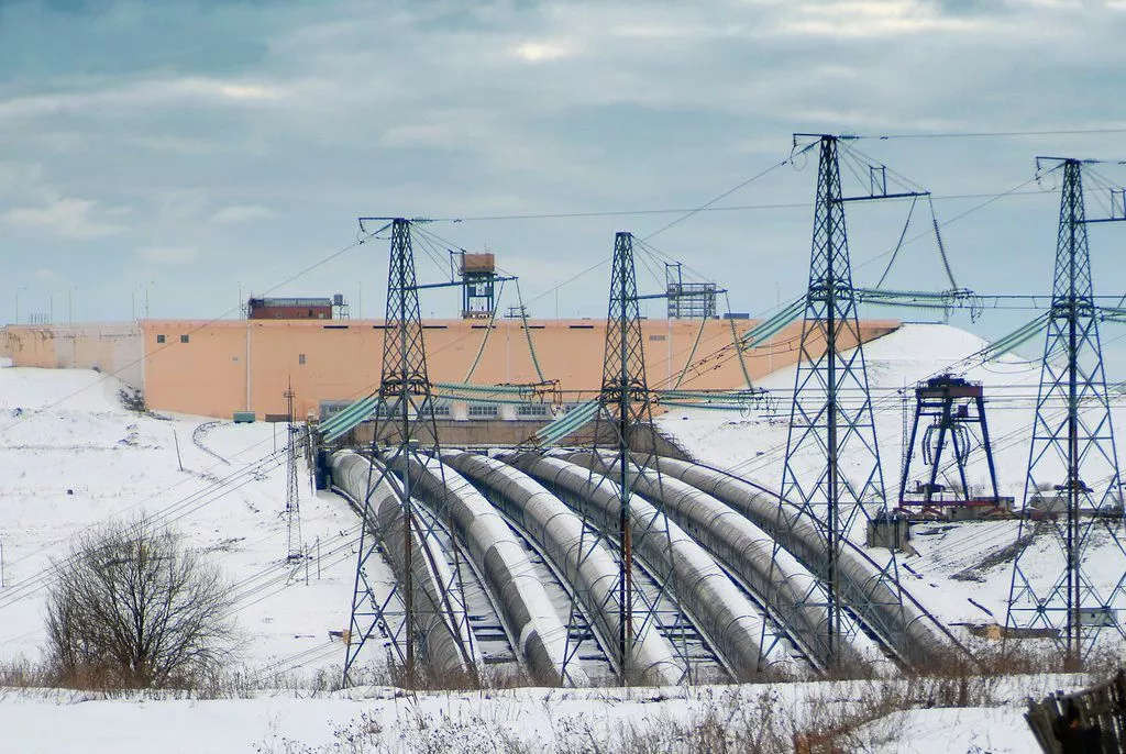 Освещение промышленной площадки в центральной части России